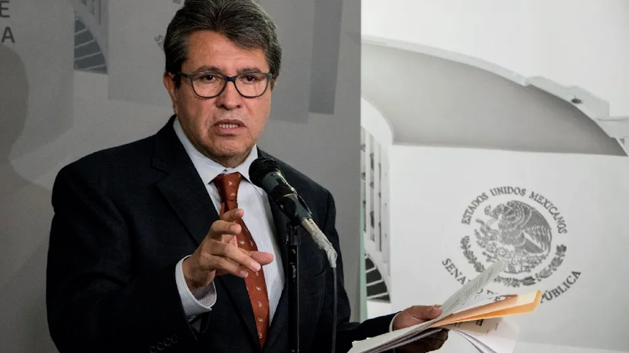 Monreal reconoce que hay "tiempos de tormenta" por elección de titular del Senado