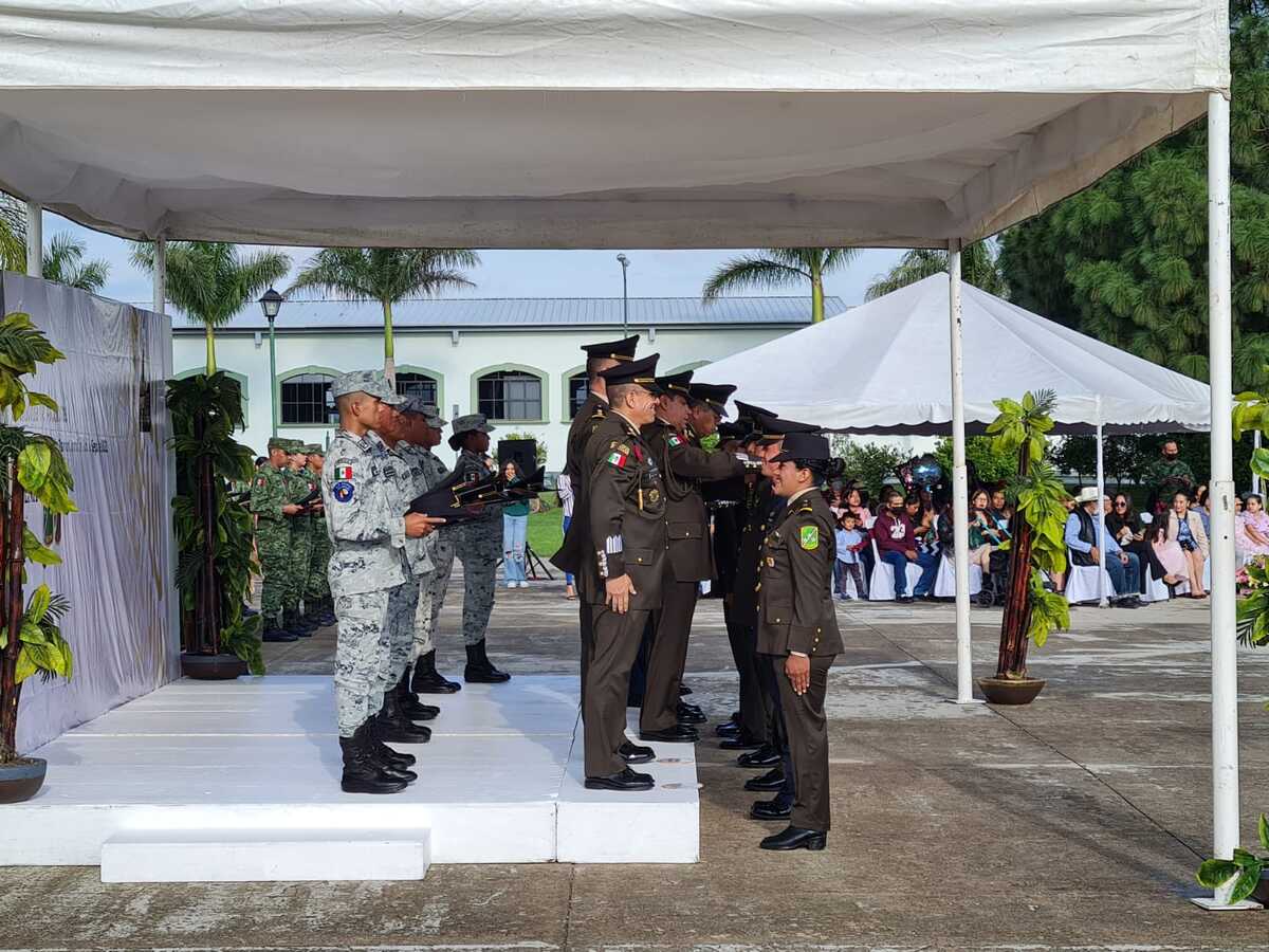 La ceremonia de ascenso de militares reunión a oficiales y sus familias (Juan Carlos Munguía)
