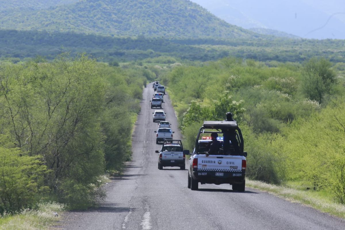 Guardia Nacional y el Ejército patrullan las carreteras. (Juan Carlos Bautista)