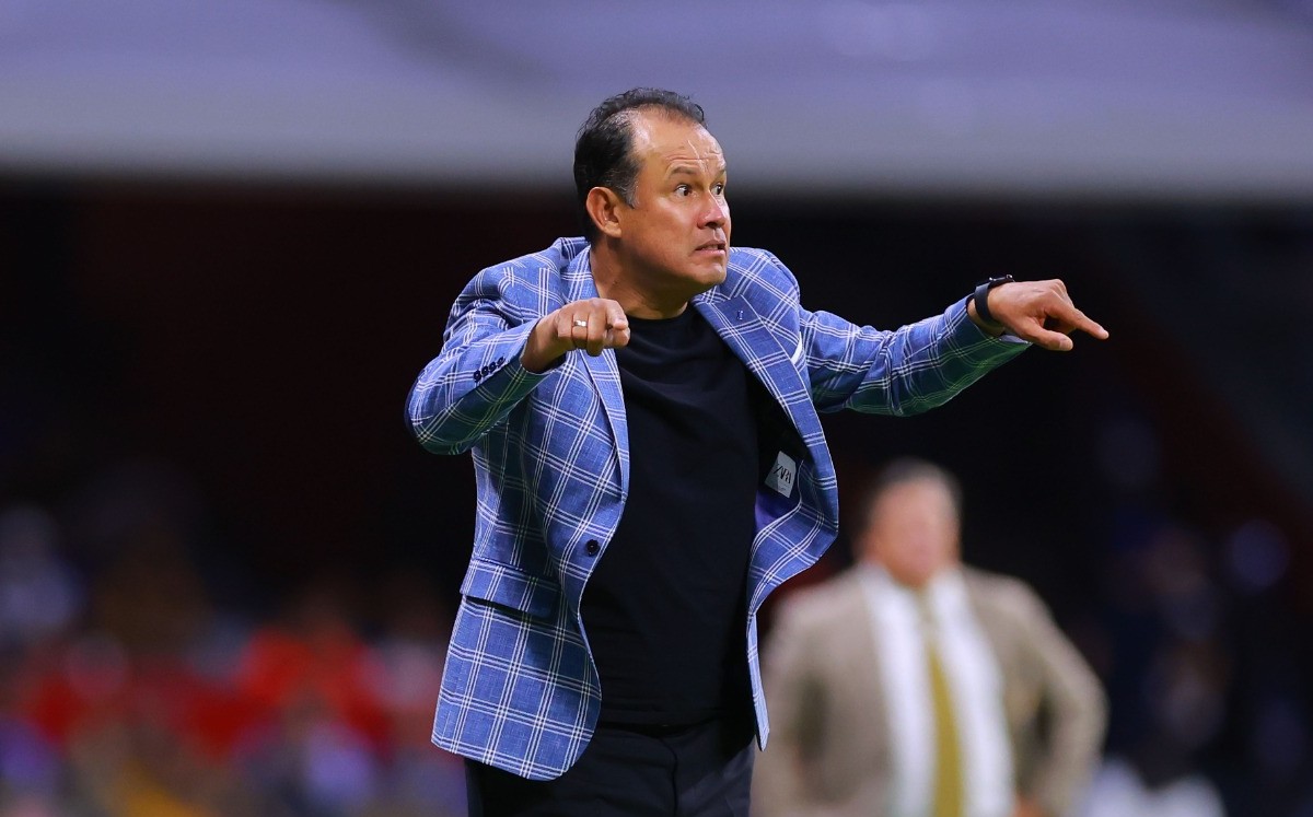 Perú y Juan Reynoso comienzan su historia juntos con amistosos ante México y El Salvador (Imago7)
