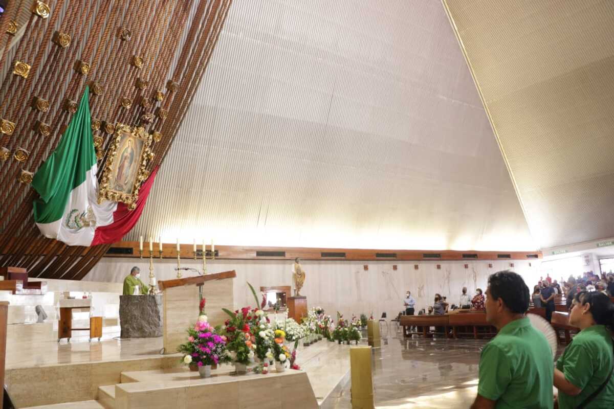 Será restaurada también su corona y las rosas que adornan su entorno. Foto: Raúl Palacios