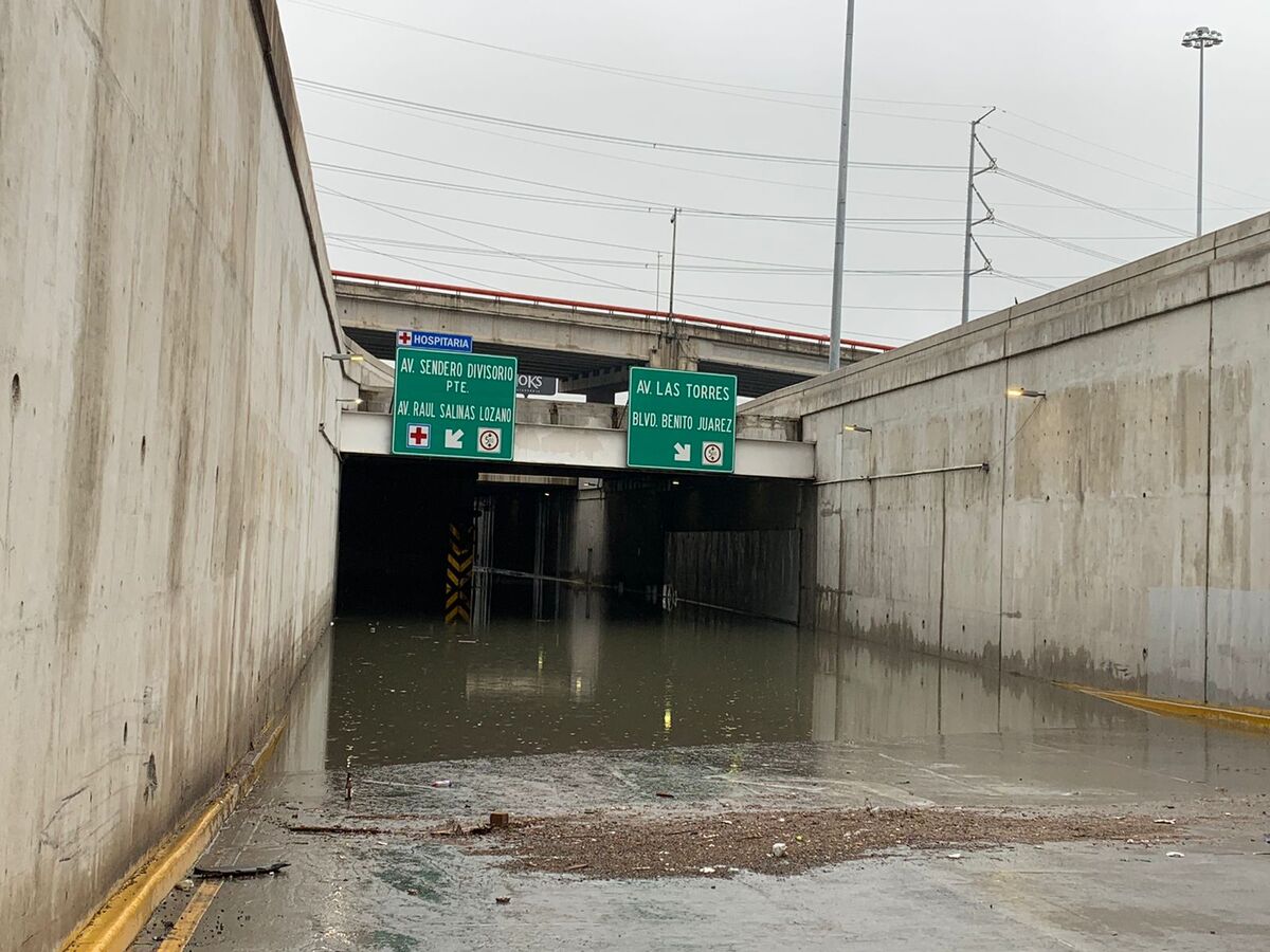 Afectaciones en a vialidad tras las lluvias. Foto: Pedro Damián