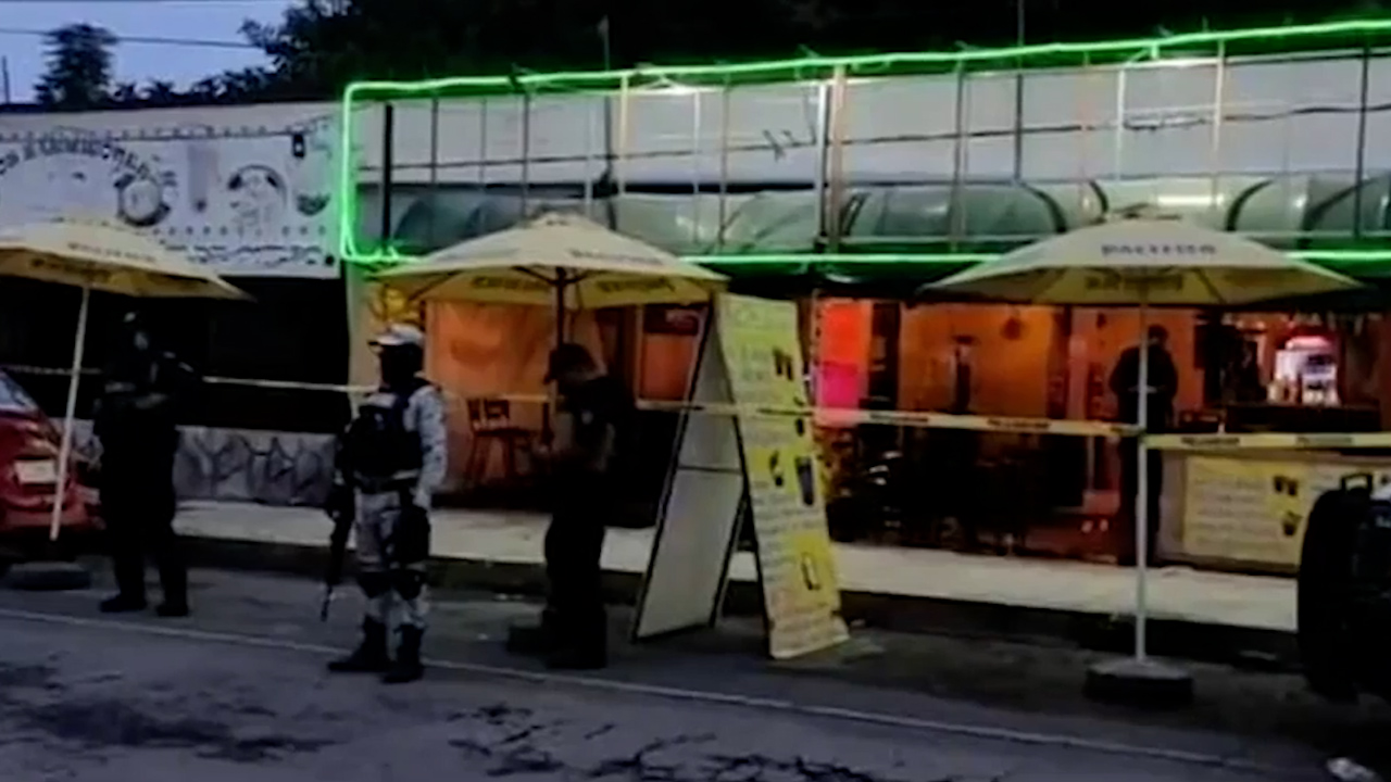 Asesinan a 3 personas dentro de un bar en Oaxtepec, Morelos