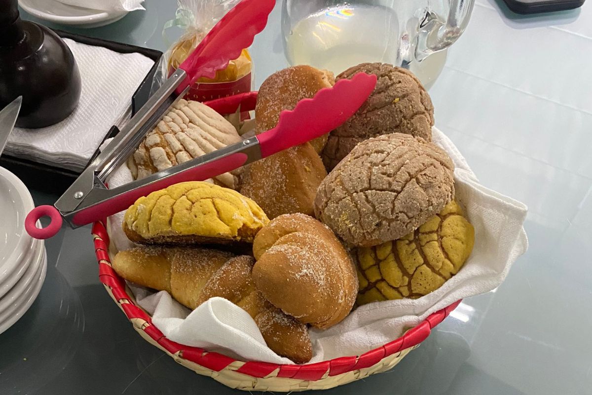 Con las lluvias, se incrementa más el consumo de pan dulce por el antojo del cafecito o panecito. (Twitter)