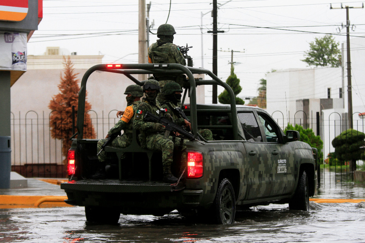 El mandatario criticó la aprobación para que la Sedena tenga el control operativo de la Guardia Nacional. (Mauricio Román)