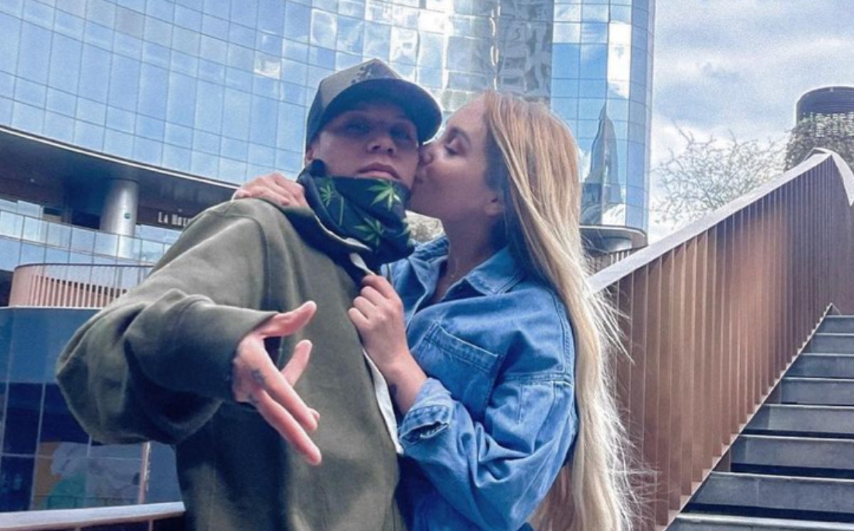 Santa Fe Klan y su novia llevaron a una fiesta a su pequeño bebé| Instagram