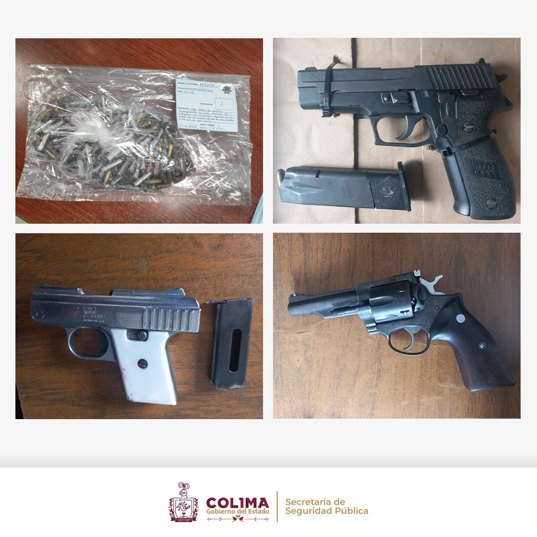 Armas aseguradas a mujeres en Colima. (Especial)