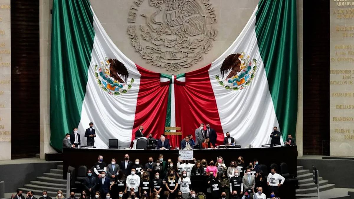 Diputada Yolanda de la Torre, dispuesta a ritirar su iniciativa