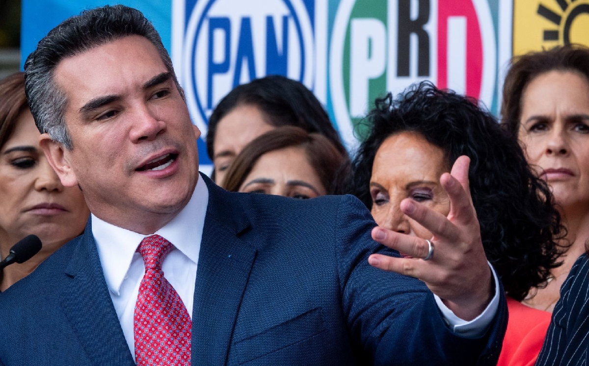Alejandro Moreno Cárdenas durante una conferencia de prensa tras la reunión plenaria. | Cuartoscuro