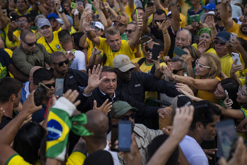 Jair Bolsonaro, presidente de Brasil, realizando los festejos del 200 aniversario de la independencia de Brasil. (AP)