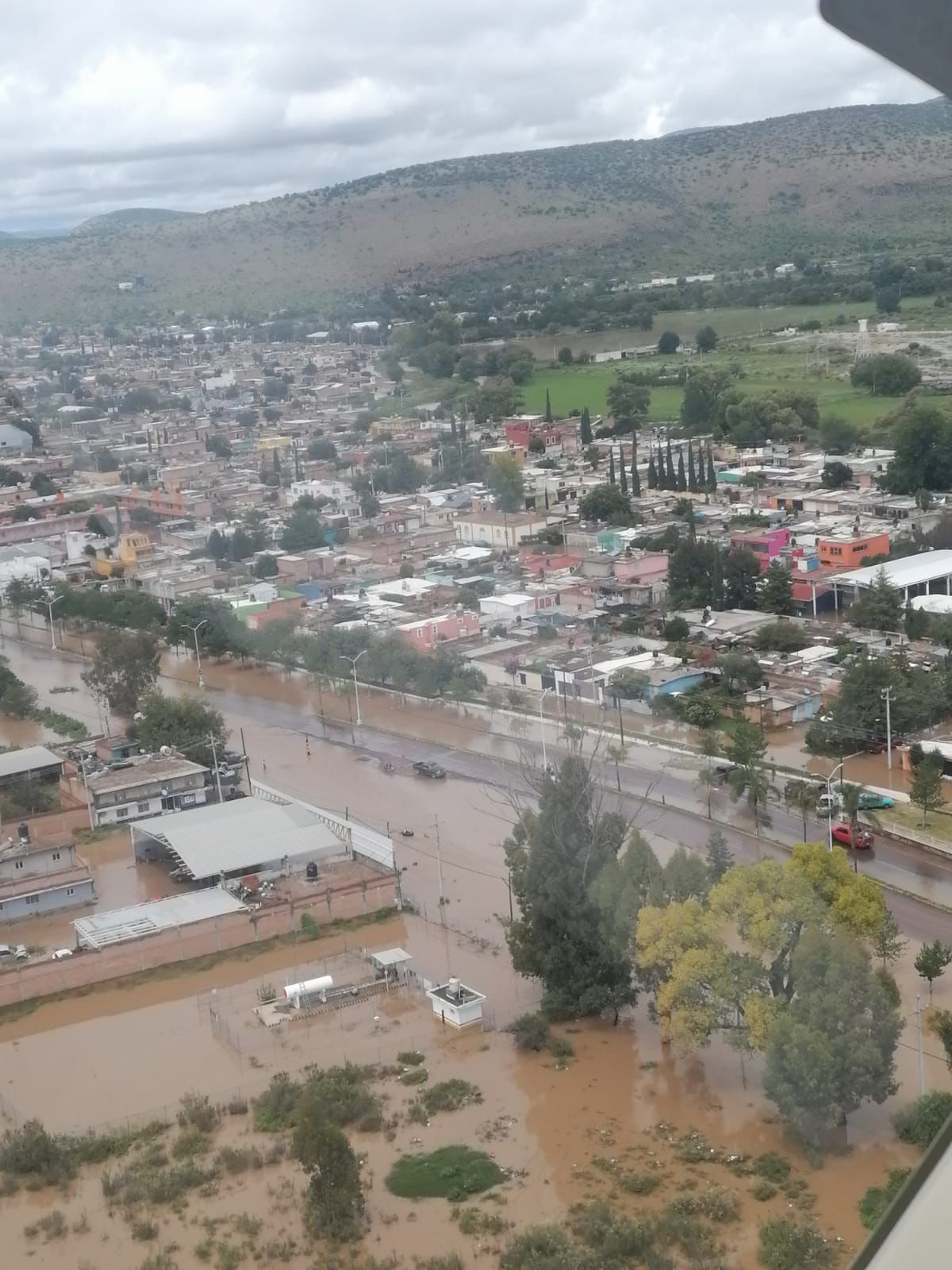 Ya fueron habilitados tres albergues en la cabecera municipal para trasladar al menos a mil 200 personas.  | Especial
