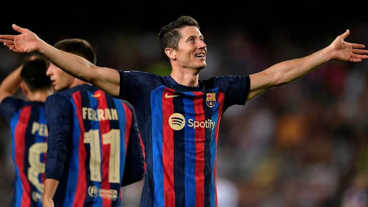 Lewandowski se luce con hat trick en goleada del Barcelona ante Viktoria Plzen en Champions League