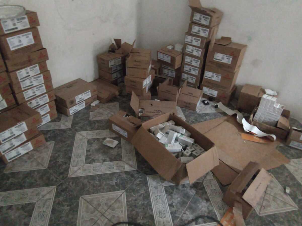 Localizaron y aseguraron diversos medicamentos en Tonalá. (Cortesía)