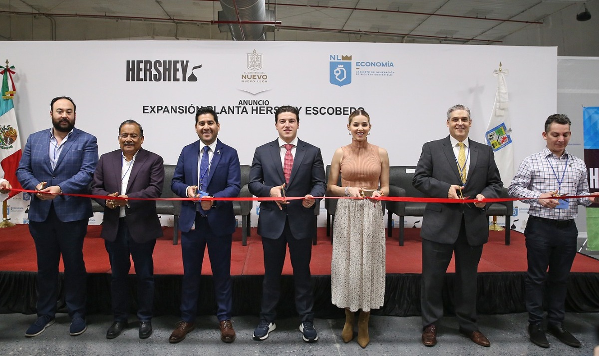 Samuel García Sepúlveda, gobernador de Nuevo León, inauguró las instalaciones. Foto: Especial