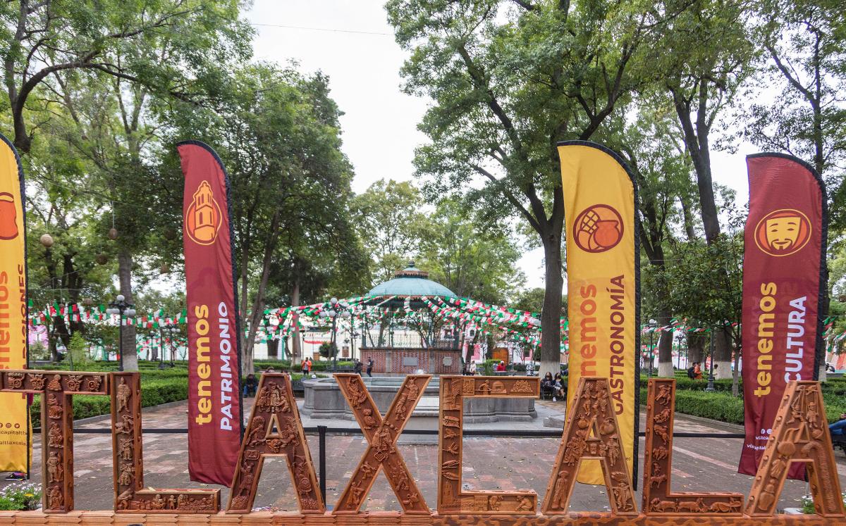 Letras monumentales de Tlaxcala | Andrés Lobato