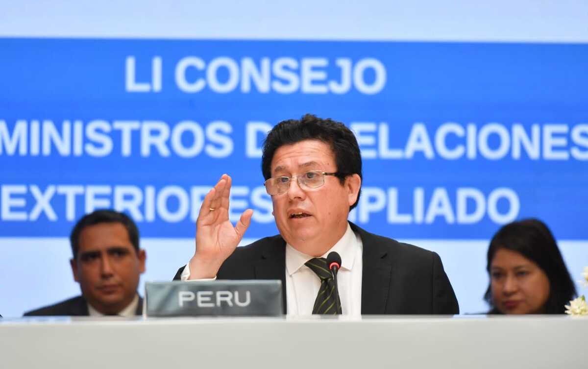 Miguel Ángel Rodríguez dejó el cargo "guiado por sus formas y convicciones". | @CancilleriaPeru