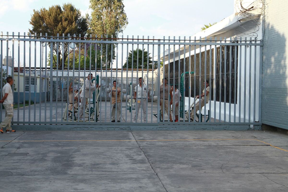 personas en reclusión