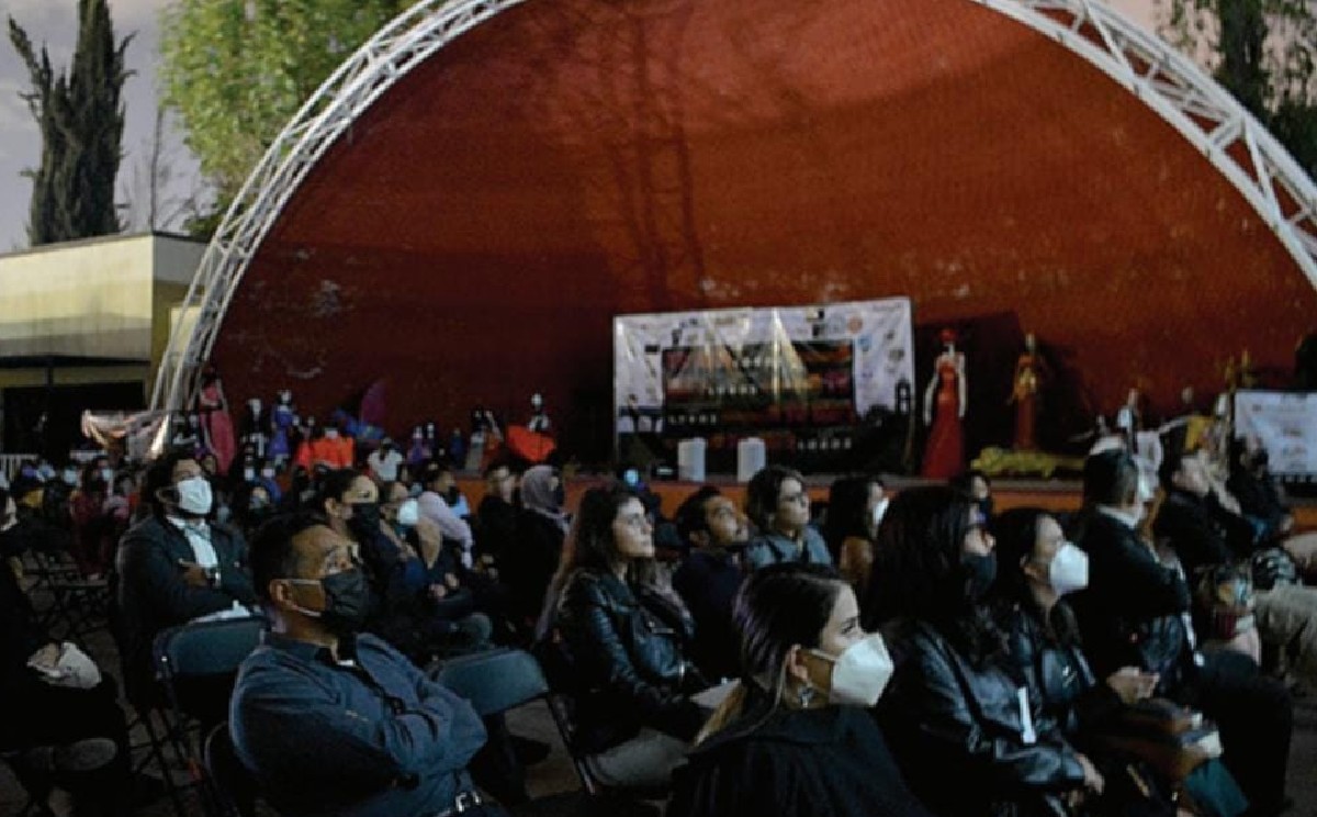 Este Festival busca acercar también a niños, y adultos al Séptimo Arte, por lo que implementa actividades donde todos los sectores de la sociedad part