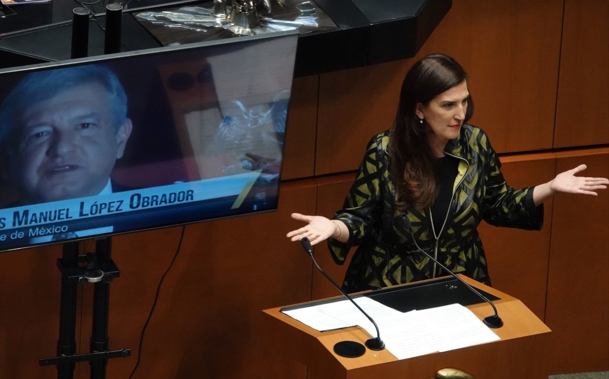Kenia López Rabadán, senadora panista, en su intervención en tribuna. | Cuartoscuro