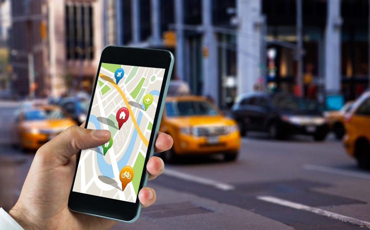 Las personas solamente tendrían que caminar entre 300 a 350 metros para tomar un taxi de aplicación. Foto: (Shutterstock)