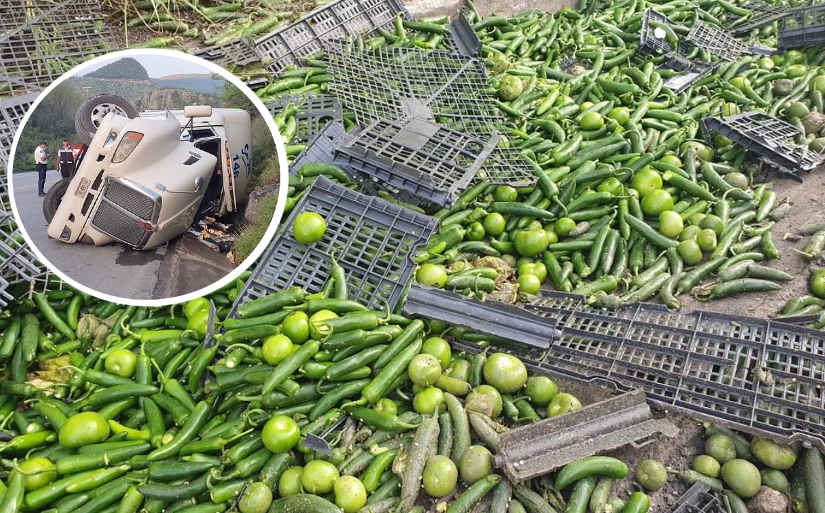 Se vuelca tráiler con chile y tomatillo en carretera Rumbo Nuevo.