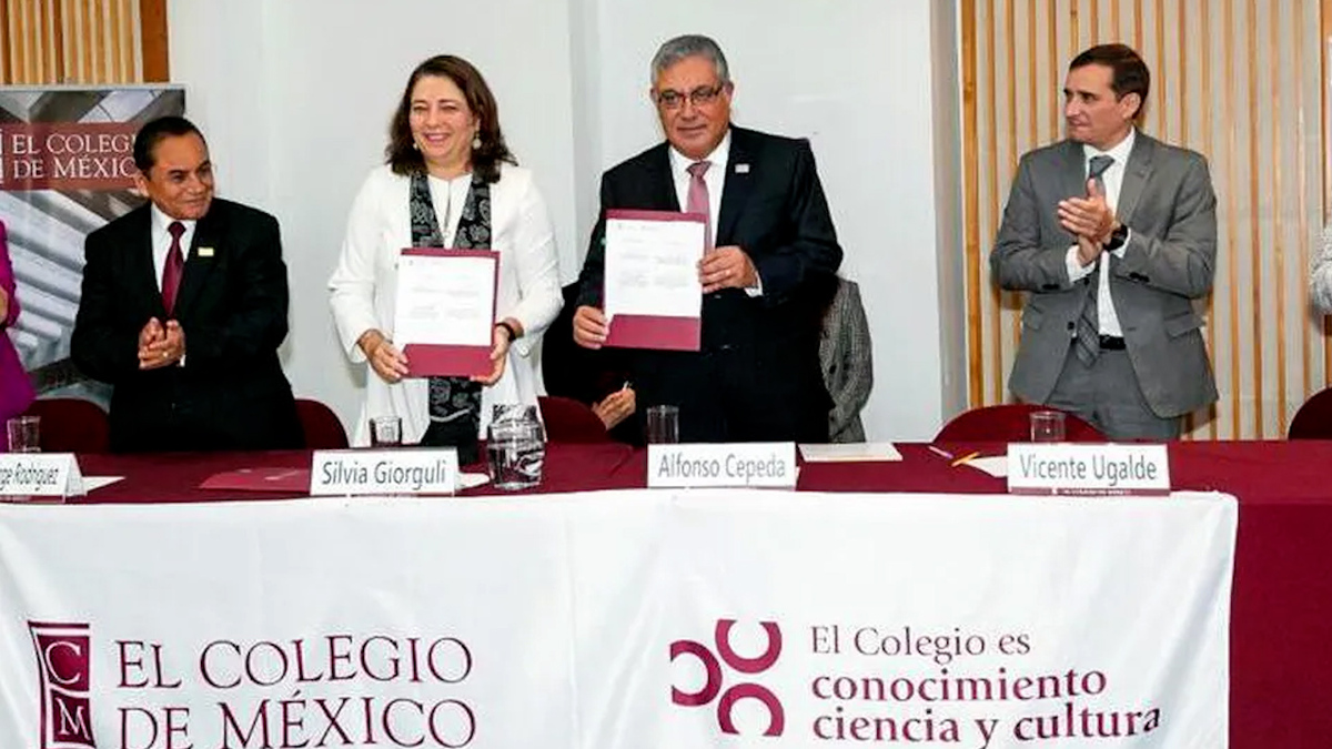 Colmex y SNTE firman convenio para mejorar enseñanza en Educación Primaria