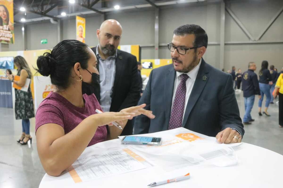 La jornada "Trabajo Sí" busca ofrecer 2 mil vacantes a profesionistas y técnicos especializados. Foto: Leonel Rocha
