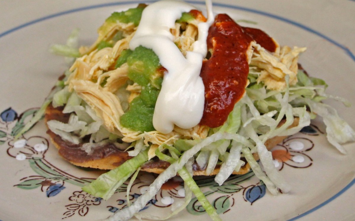 La tostada, un antojito consentido en la gastronomía mexicana | Melanie Torres