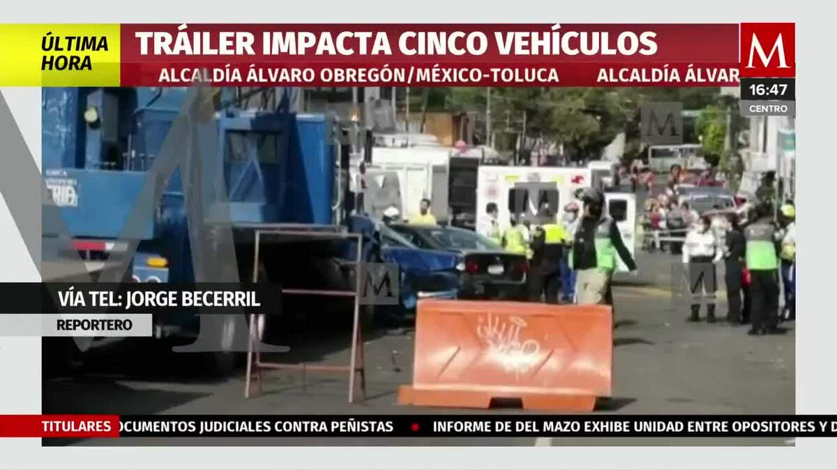 Tráiler impacta contra cinco vehículos sobre la México-Toluca