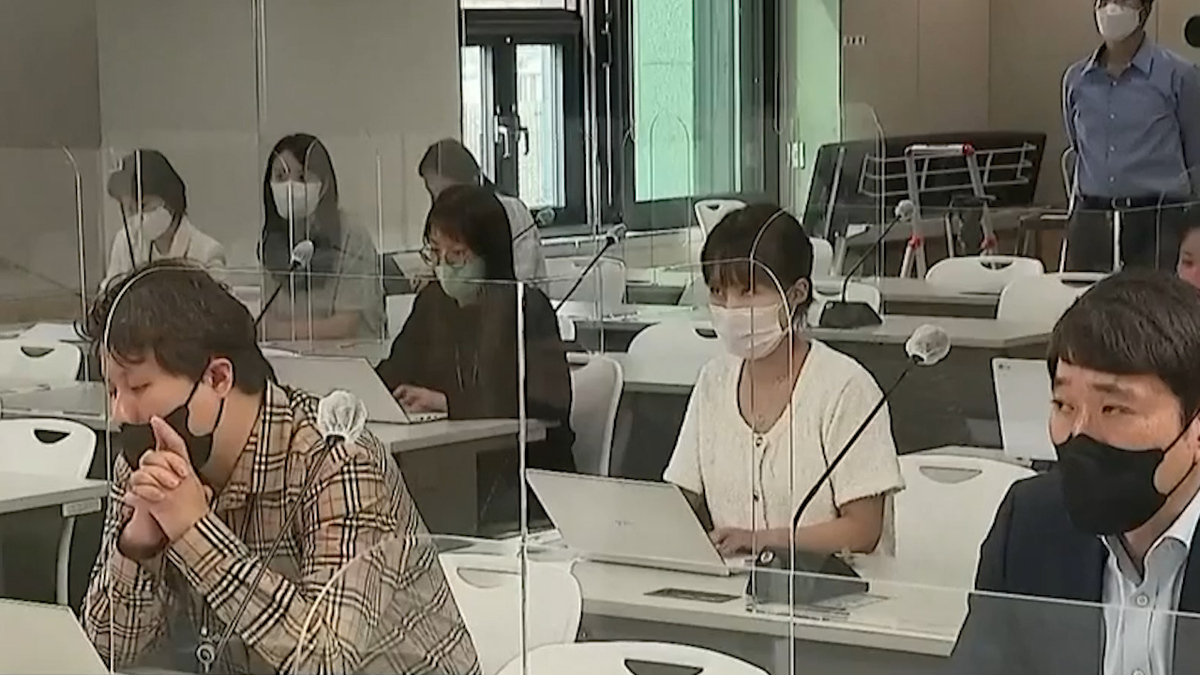 Corea del Sur multa con 72 mdd a Google y Meta por violar privacidad