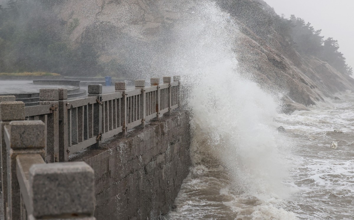 Olas causadas por el tifón 'Muifa' en China | AFP