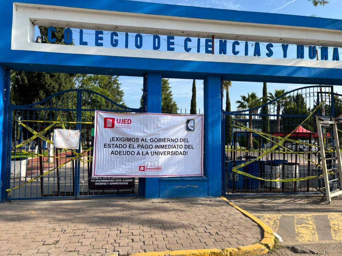 Universidad Juárez del Estado de Durango se fue a paro de brazos caídos. (Gilberto Lastra)