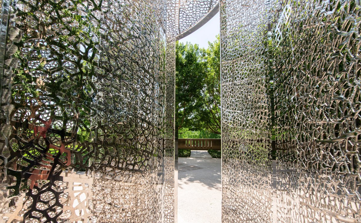El artista mezcla sensibilidad con una estética moderna que rinde tributo a la naturaleza, dice Julián Zugazagoitia, director del museo. (Foto: Especi