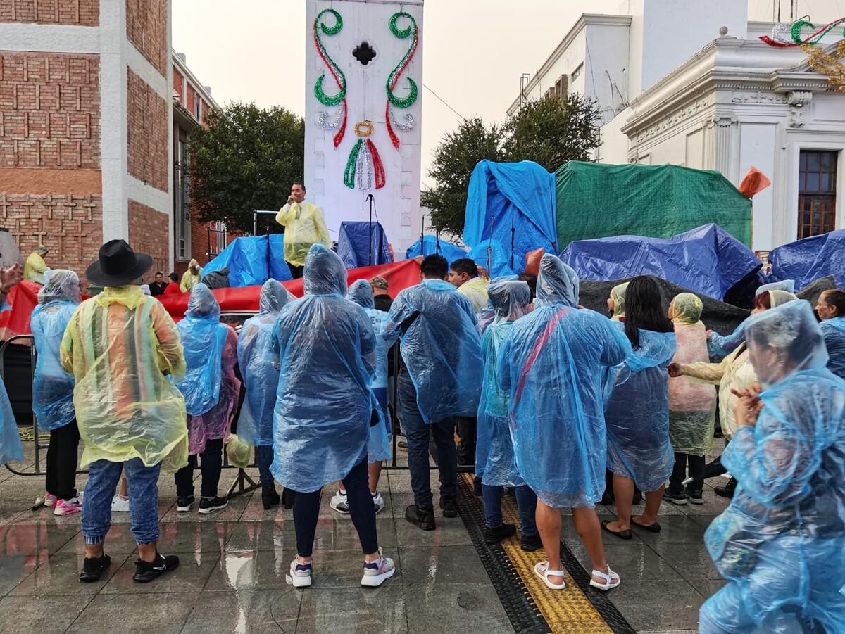 https://cdn.milenio.com/uploads/media/2022/09/15/guadalupe-lluvia-festejo-foto-alexandra.jpg