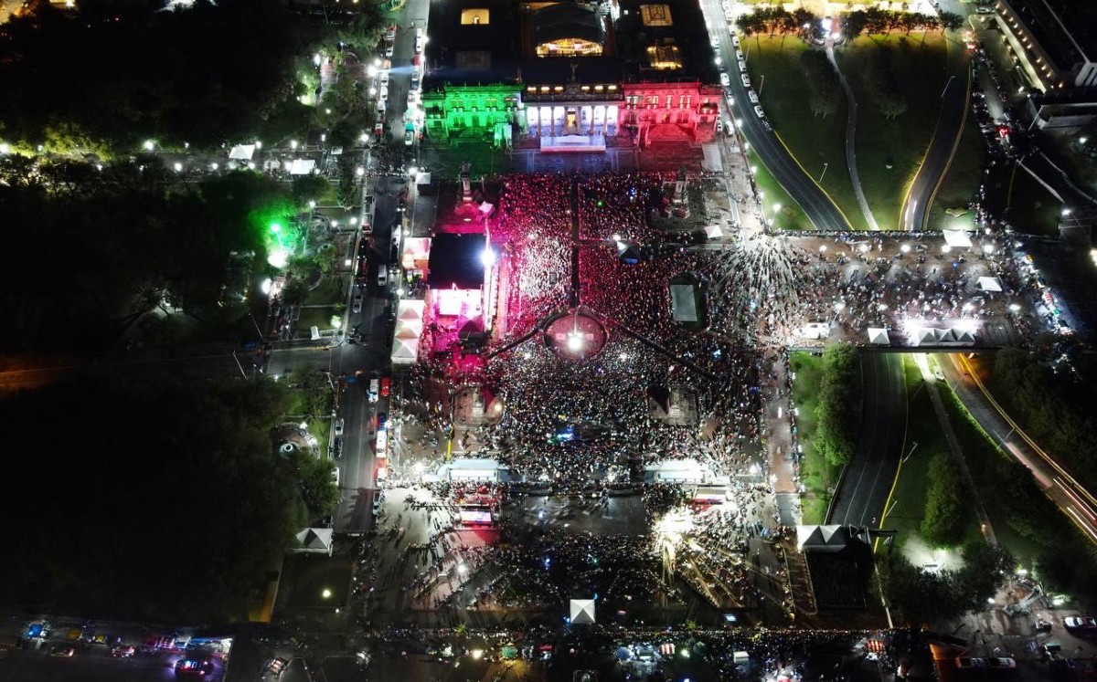 https://cdn.milenio.com/uploads/media/2022/09/15/luce-explanada-heroes-festejos-grito.jpg