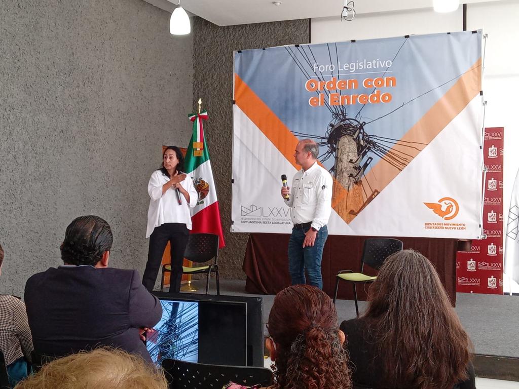 Hoy realizaron el foro “Orden con el Enredo”, en el Congreso de Nuevo León. Foto: Kevin Recio