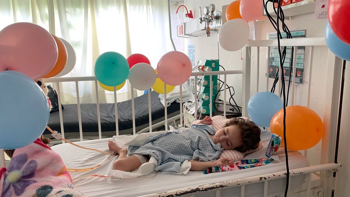 Valentina Victoria Martínez, de tan solo 4 años, perdió una pierna a causa de un accidente vial. (Cortesía)