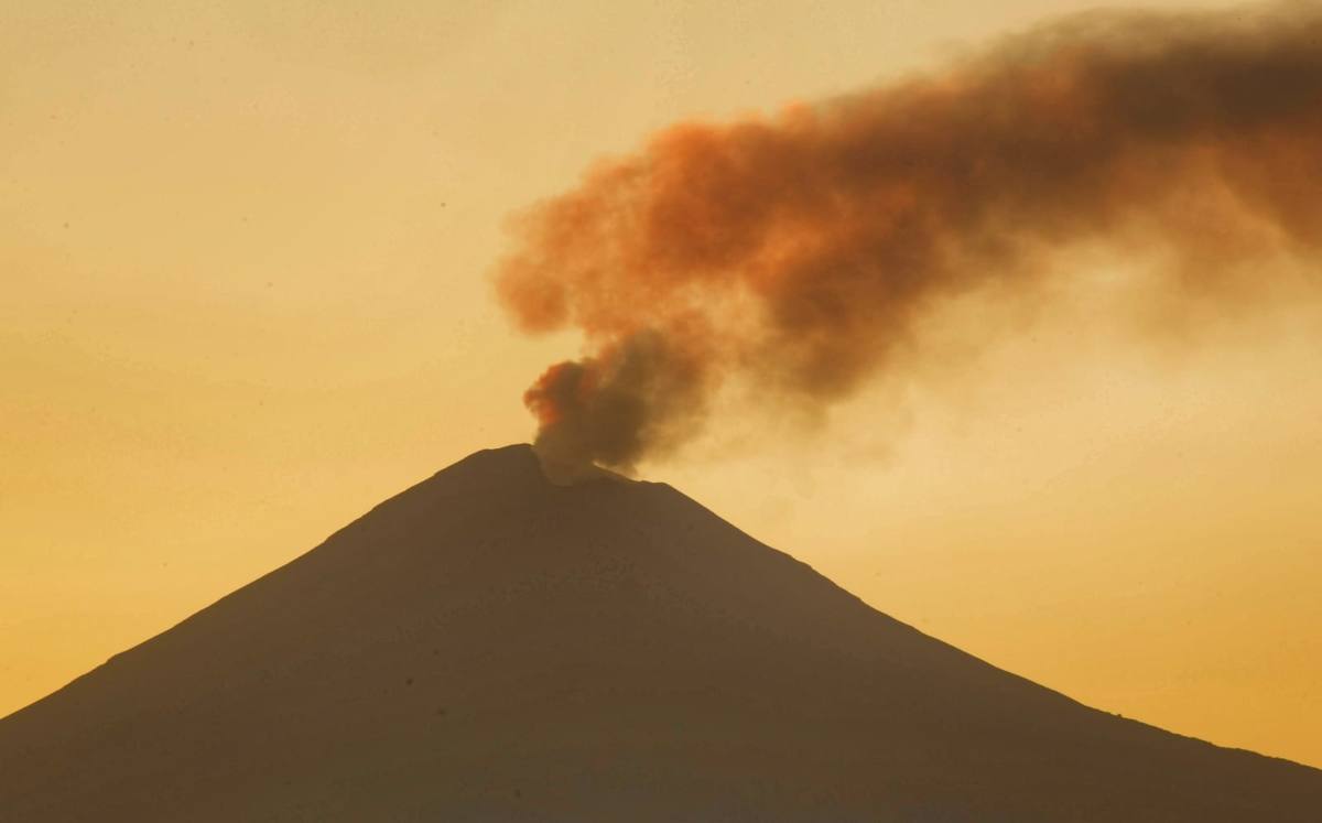 Volcán Popocatépetl celebra el 'Grito de Independencia' | Andrés Lobato