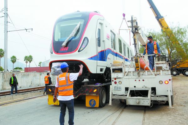 Uno de los argumentos esgrimidos por el gobierno estatal es que dentro del proyecto solo se le otor- gó un mes al periodo de ensamble y pruebas de fun