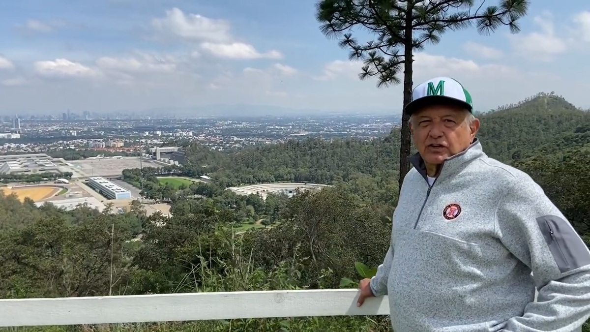 AMLO aprovechó para ejercitarse después de las fiestas patrias | Twitter @lopezobrador_