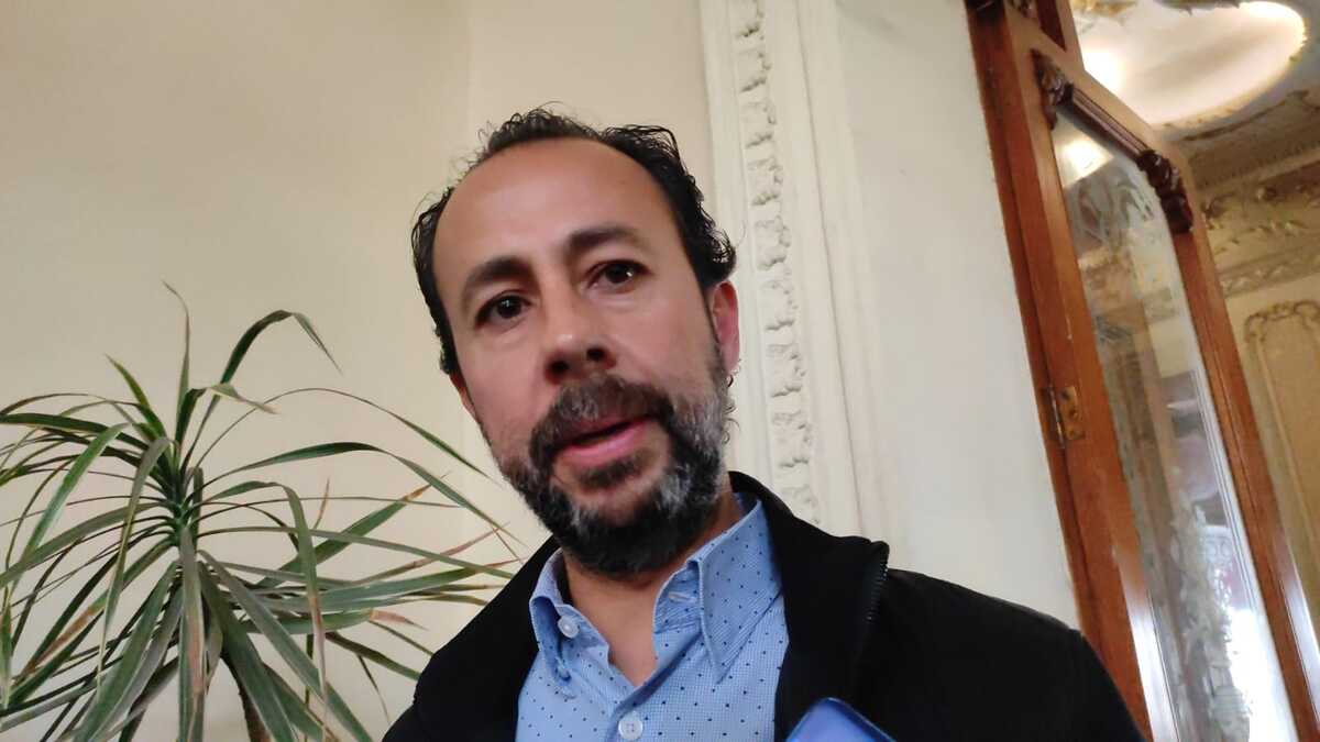 Bernardo Arrrubarrena García | Angélica Tenahua