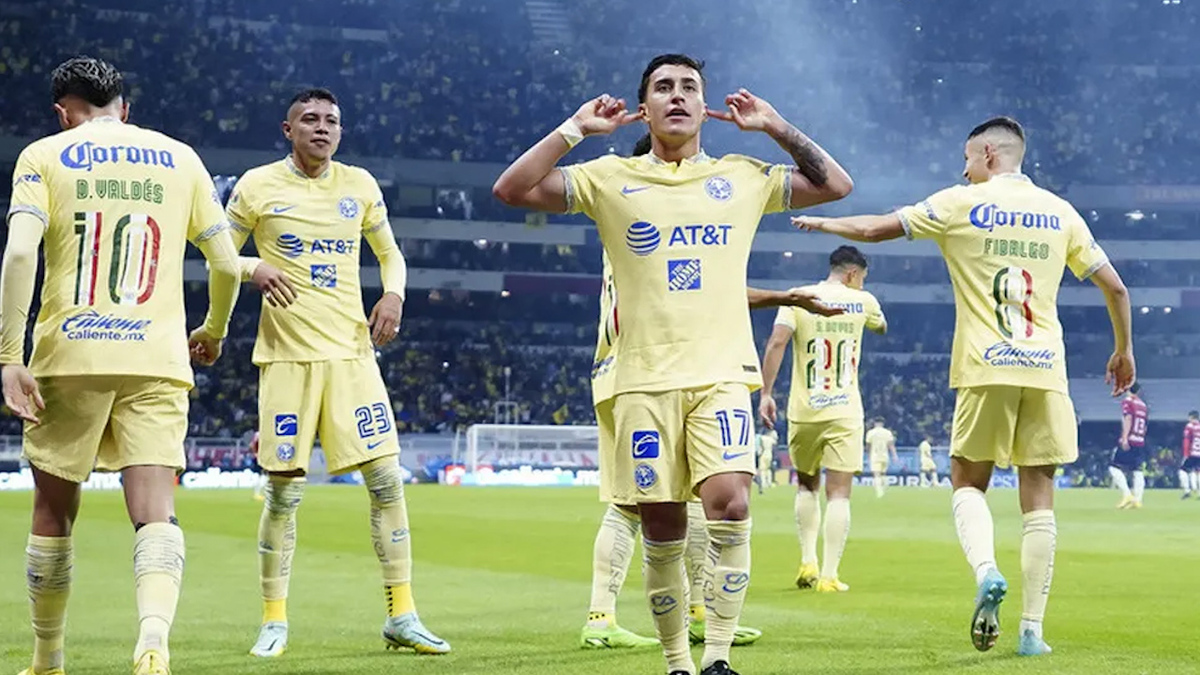 América vence a Chivas en el Clásico Nacional