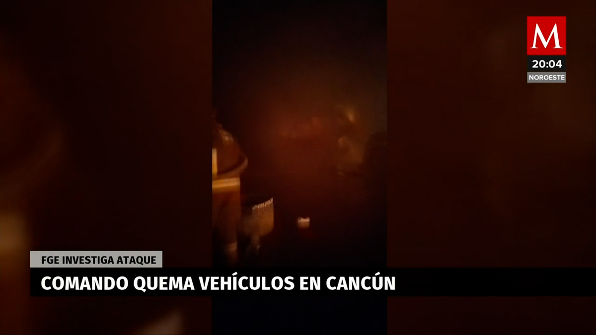 Comando incendian vehículos de transporte de turismo en Cancún