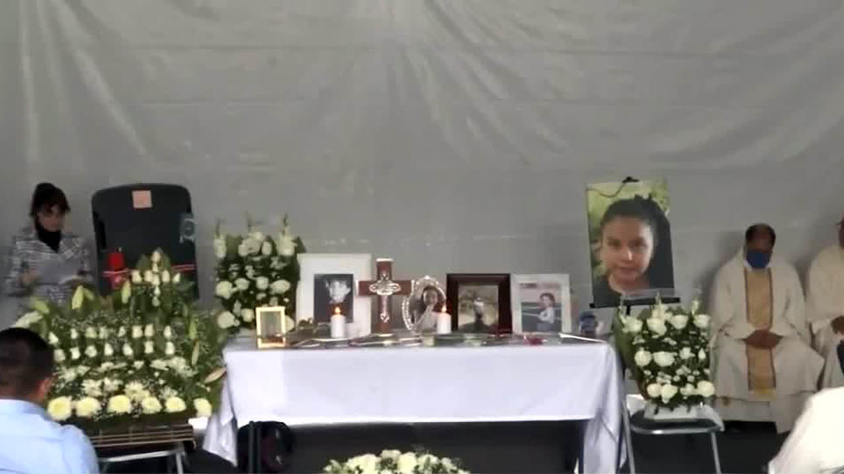 Sismo sorprende a padres de víctimas del colegio Rébsamen