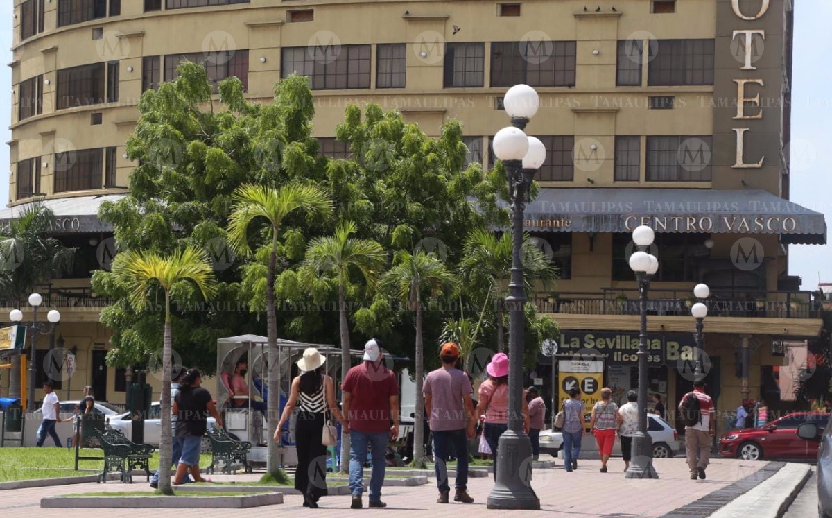 Turismo en centro histórico de Tampico. (Yazmín Sánchez)