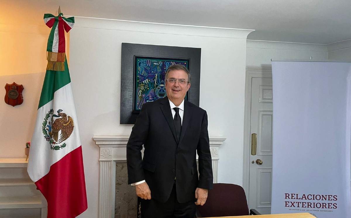 Ebrard Rusia y Ucrania