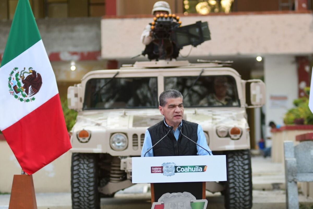 El mandatario indicó que lo que Coahuila busca es el Ejercito actuando y con todas las facultades necesarias para apoyar a las fuerzas del orden. (Esp