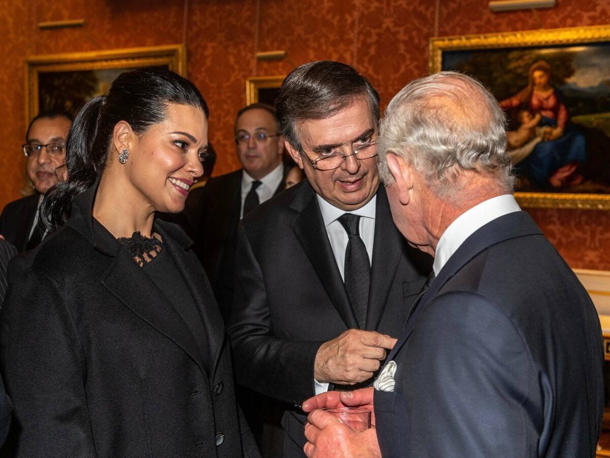 Marcelo Ebrard saluda al rey Carlos III en funeral de la reina Isabel II | Twitter @m_ebrard