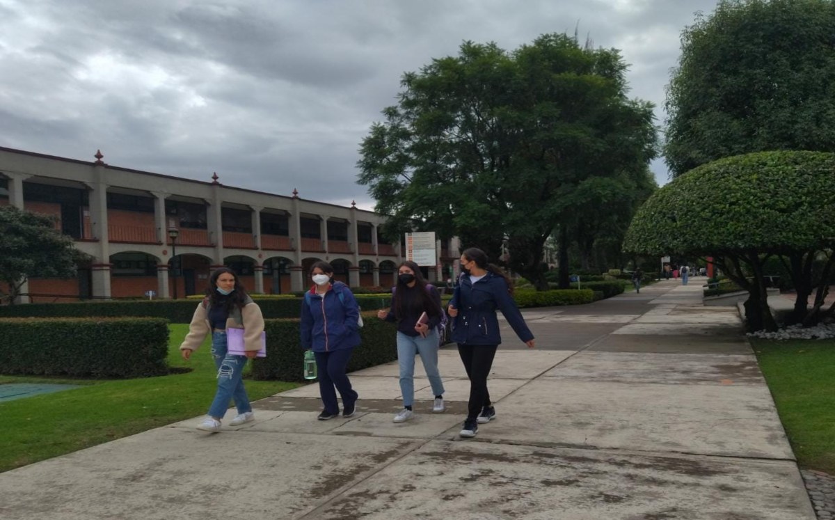Pide apoyo emocional a estudiantes en Puebla