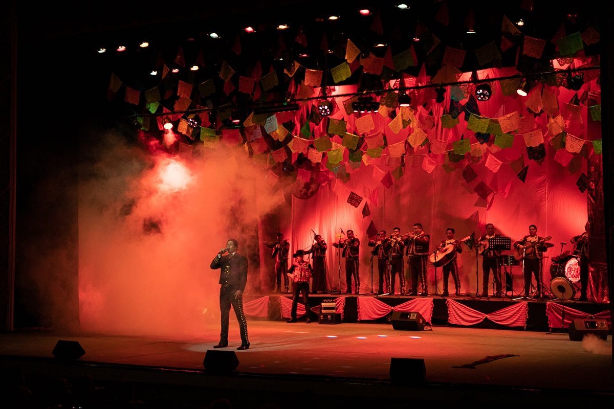 Aldo Peláez en su último concierto "Mexicanísimo". (Facebook)